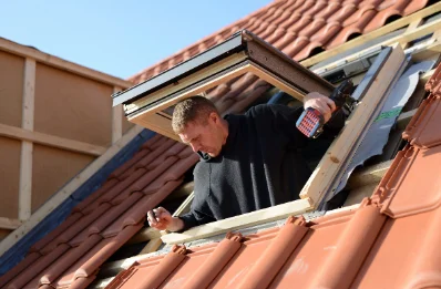 Pose de fenêtres de toit Velux à Lanrivoaré